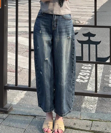 한 부서 레트로 진한 파란색 찢어진 부분 청바지 여성 2026 여름 얇은 스타일 빅 사이즈 지방 mm 디자인 센스 9 포인트 모통이 칼 바지