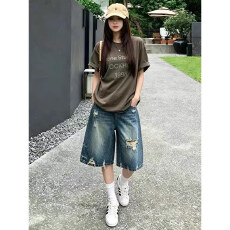 批发<b class='q'>大码</b>破洞a字六分牛仔短裤女夏季胖mm复古美式高腰直筒阔腿中裤子