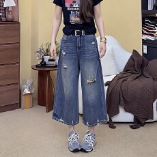 批发破洞阔腿<b class='q'>牛仔</b><b class='q'>短裤</b><b class='q'>女</b>夏季薄款大码梨形身材宽松显瘦百搭八分直筒裤