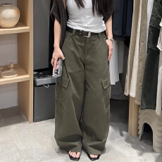 批发2026女装秋季新款百搭<b class='q'>显瘦</b>工装裤休闲直筒长裤复古军绿色<b class='q'>牛仔裤</b>女