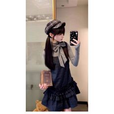 批发韩系学院风格纹背带<b class='q'>连衣裙</b>子女2025早秋新款蝴蝶结立领长袖套装裙