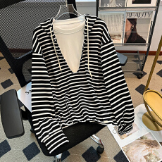 批发实拍<b class='q'>大码</b>女装卫衣秋季薄款2025潮新款假两件条纹连帽宽松<b class='q'>韩版</b>上衣