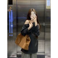 批发【曼巴棉260克】斜肩长袖宽松<b class='q'>T</b>恤衫女秋季<b class='q'>动物</b>印花露肩卫衣