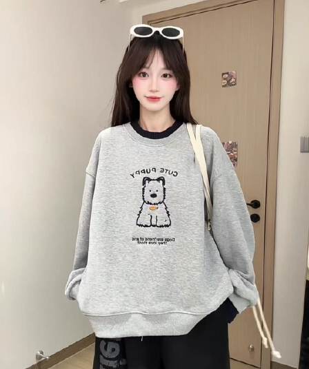 경관 그림 특별 가격 털이 있는 후드티 여성 가을 겨울 새로운 루즈핏 만화 자수 페이크 레이어드 배색 라운드 넥 보온 맨위