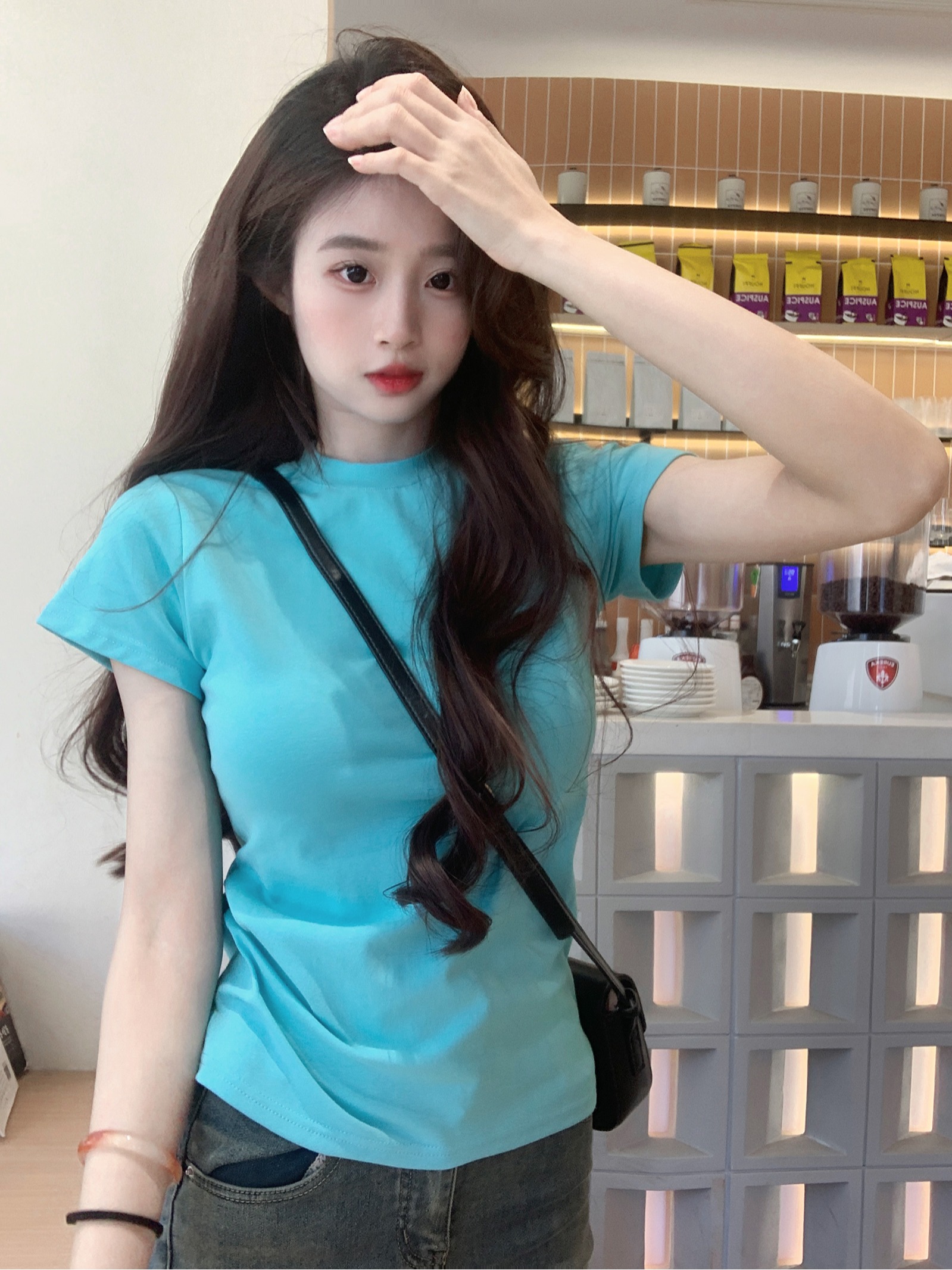 실사 1 1 리브 210 그램 반팔 티셔츠 2026 트렌디 여름 몸매 가꾸기 긍정적 인 어깨 라운드 넥 단색 한국 스타일 여성 의류 맨위