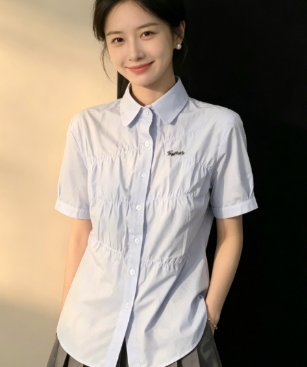 파란색 반팔 여성 셔츠 여름 학원 스타일 달콤함 루즈핏 단색 셔츠 한 부서 고급 센스 주름 맨위 트렌디