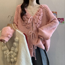 批发粉色立体玫瑰花针织开衫女<b class='q'>秋</b>冬慵懒灯笼袖毛衣高级感别致漂亮上衣