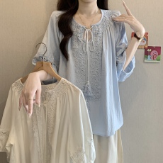 批发大码微胖蓝色泡泡袖上衣女夏季多巴胺短袖法式娃娃衫圆领系带衬衫