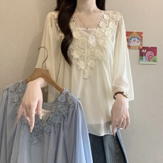 批发大码设计感花边拼接v领长袖衬衫女夏季法式宽松衬衣小众气质上衣