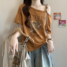 批发大码微胖美式印花露肩<b class='q'>短袖</b><b class='q'>T</b><b class='q'>恤</b>女夏季2026年新款斜肩宽松显瘦上衣