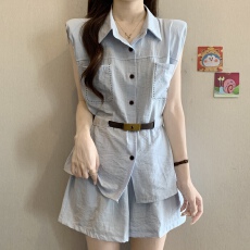 批发无袖衬衫+<b class='q'>短裤</b>腿裤套装女2026夏季新款时尚减龄上衣裤子两件套