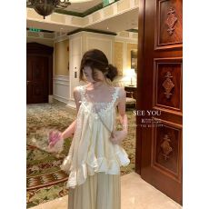 批发花瓣<b class='q'>无袖</b>吊带2026新款夏季宽松外穿上衣女荷叶边