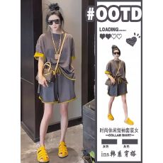 批发<b class='q'>夏</b>季休闲短裤套装女<b class='q'>夏</b>2025新款撞色短袖t恤百搭阔腿裤两件套