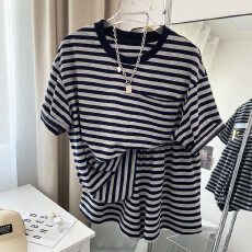 批发2026新款夏季条纹短袖慵懒风青春减龄<b class='q'>短裤</b>套装<b class='q'>女</b>宽松休闲