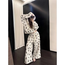 批发美式宽松狗狗印花外套阔腿卫裤<b class='q'>时尚</b>两件套春秋新款休闲运动套装女