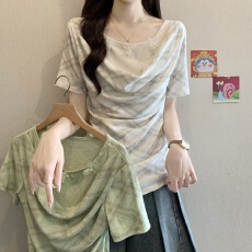 批发法式立体花朵荡领假两件<b class='q'>短袖</b><b class='q'>T</b><b class='q'>恤</b>女2026夏新款胖m收腰褶皱格纹上衣