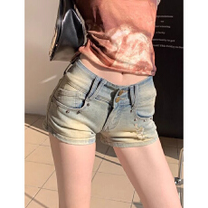 春夏新款休闲ins潮直筒牛仔短裤女百搭修身包臀显瘦辣妹牛仔热裤