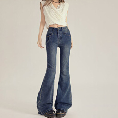 慵懒风中性铆钉微喇叭牛仔裤女春秋季新款显瘦时尚微喇牛仔裤潮