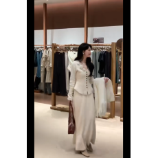 批发酒午港风复古秋<b class='q'>冬</b>新款立体花朵针织上衣+半身长裙两件套装