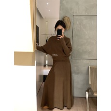 批发<b class='q'>冬</b>日气质“姐系套装”可前后两穿毛衣+半身裙 两件套装
