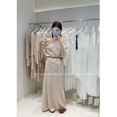 批发韩版辣妹一字肩蝙蝠袖收腰上衣女高腰显瘦半身裙两件套装