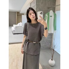 批发慵懒风短袖针织衫半身裙套装女春<b class='q'>夏</b>收腰两件套氛围感气质穿搭套装