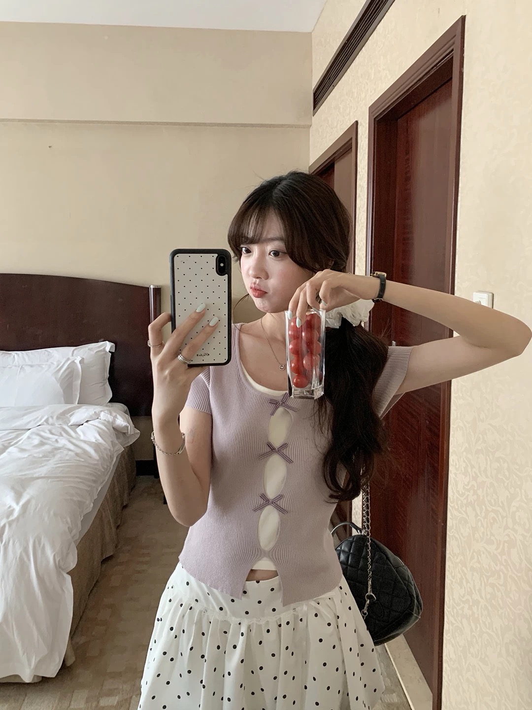 토지 작은 그룹 순수한 욕망 페이크 레이어드 나비 매듭 니트 스웨터 반팔 여성 한 부서 디자인 센스 달콤함 부드러운 바람 맨위