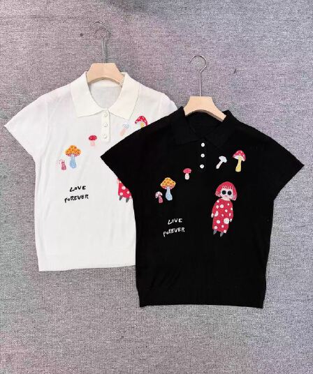 유럽 상품 2026 여름 새로운 학원 스타일 폴로 칼라 반팔 양모 니트 스웨터 여성 다용도 자수 연령 감소 POLO 셔츠 여성