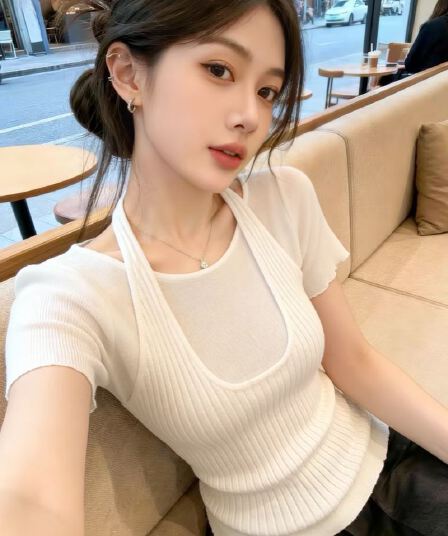 한 부서 페이크 레이어드 디자인 센스 행침 목 반팔 니트 스웨터 여성 2026 여름 얇은 스타일 마이크로 ~을 통해 몸매 가꾸기 슬림해 보이는 맨위