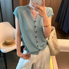 批发不规则纽扣V领飞飞袖冰丝针织<b class='q'>开衫</b><b class='q'>女</b>欧洲站2026夏装新款<b class='q'>女</b>装上衣
