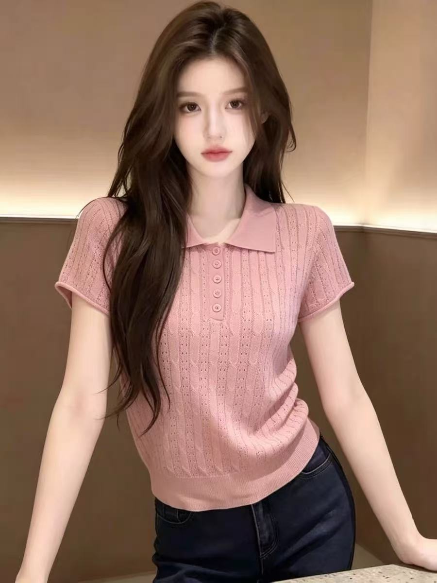 한 부서 고유 한 아름다운 POLO 칼라 홀로우 아웃 반팔 니트 스웨터 여성 2026 년 여름 몸매 가꾸기 슬림해 보이는 얇은 스타일 맨위
