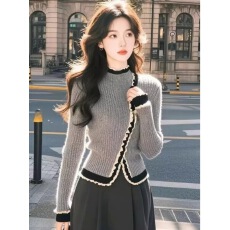 批发<b class='q'>韩版</b>气质高级感花边拼接长袖毛衣女修身显瘦减龄不规则温柔风上衣