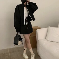 批发2026<b class='q'>春</b>夏新款休闲防晒薄款套装宽松小短款长袖立领外套抽绳短裙女