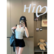 批发实拍小香风针织开衫背心夏千金感白色无袖短款马甲上衣女