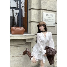 批发<b class='q'>实拍</b>蕾丝花边长袖连衣裙女春季气质收腰a字蓬蓬短裙子内搭打底裙