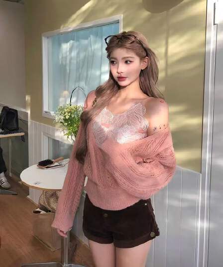 핑크색 스웨터 겨울 2026 새로운 여성 핫걸 섹시함 니트 스웨터 맨위 레이스 투피스 슈트