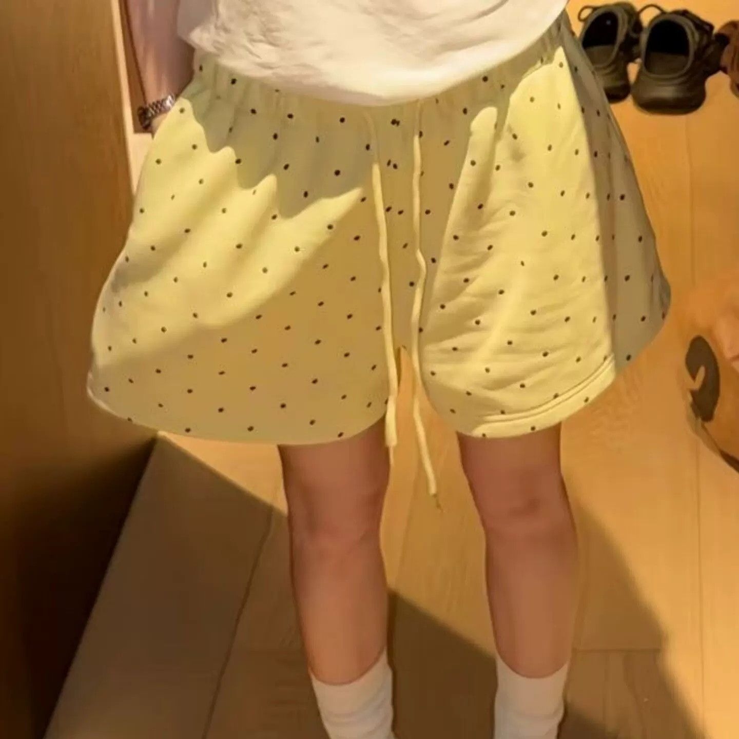 3 차원 허리 머리 황색 도트 무늬 반바지 여성 여름 느긋한 바람 루즈핏 캐주얼 바지 다용도 펌프 로프 넓은 다리 핫 바지
