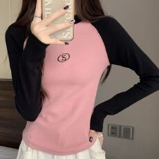 批发黑标品质，抖音质量~正肩紧身拼色长袖新款修身内搭打底短款上衣