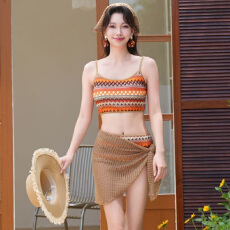 批发泳衣女2025高级感新款比基尼海边度假四件套高腰女款分体式泳衣