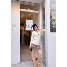 批发杏色亨利领正肩长袖针织衫女秋冬季高级感内搭打底衫毛衣短款上衣