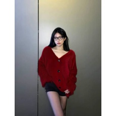 批发圣诞红色V领软糯水貂绒毛衣<b class='q'>开衫</b>女秋冬季加厚外穿慵懒<b class='q'>马海毛</b>针织