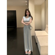 批发针织条纹半身裙套装<b class='q'>女</b>2026夏季插肩袖T恤上衣高腰包臀长裙<b class='q'>两件</b>套