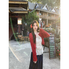 批发实拍 吊带碎花裙摆<b class='q'>上衣</b>开衫<b class='q'>外套</b>套装