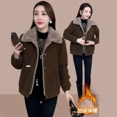批发灯芯绒外套女冬季加绒保暖加厚百搭<b class='q'>时尚</b>减龄宽松显瘦遮肚子<b class='q'>妈妈装</b>