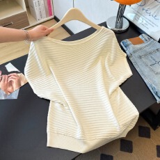 批发实拍大码洋气显瘦一字领曲珠斜纹针织胖MM简约轻奢百搭上衣女