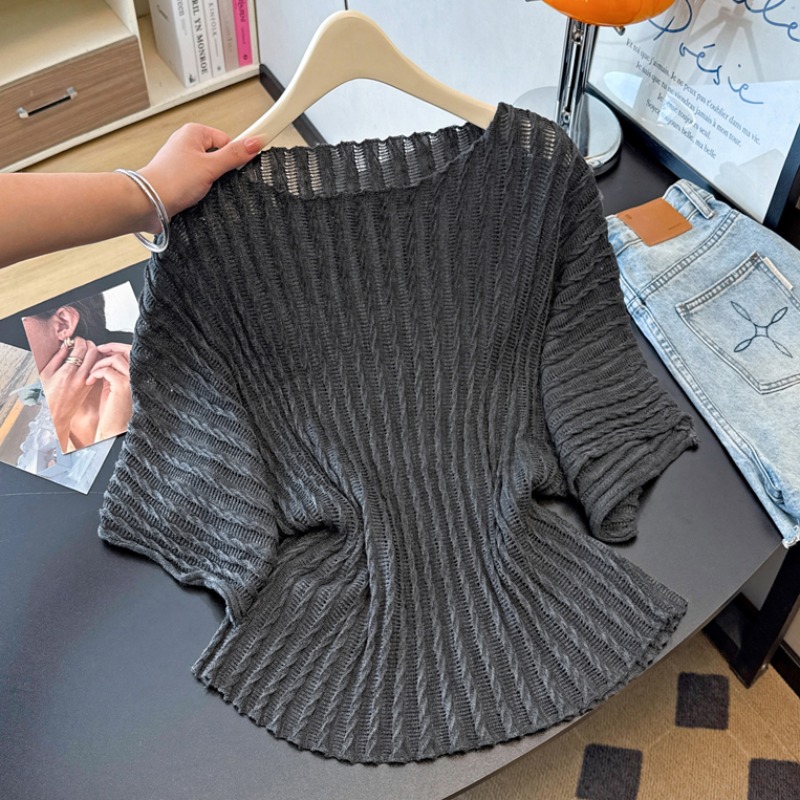 실사 빅 사이즈 얇은 스타일 주간 실크 아마 홀로우 아웃 자수 배트윙 소매 니트 루즈핏 슬림해 보이는 아름다운 개성 맨위 여성