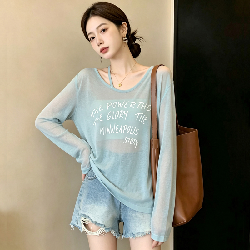 실사 빅 사이즈 불규칙 네클라인 알파벳 자외선 차단 의류 시스루 센스 슬림해 보이는 캐주얼 니트 에어컨 블라우스 맨위 여성