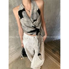 批发MR【梭织格】复古印花交叉收腰<b class='q'>图案</b>V领侧打结上衣<b class='q'>背心</b>设计感夏女