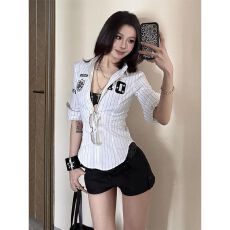 批发MR广州面料辣妹半袖<b class='q'>衬衫女</b>夏修身条纹收腰衬衣设计感短款上衣