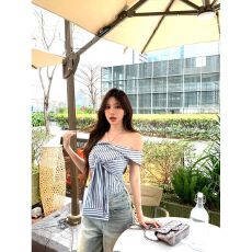 批发MR【原版做法】复古撞色条纹一字肩女夏设计感绑带收腰露肩<b class='q'>衬衣</b>